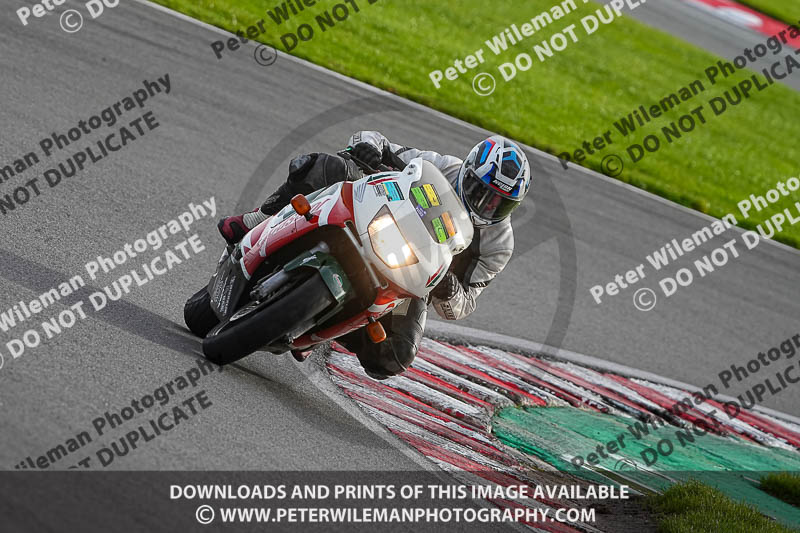 anglesey;brands hatch;cadwell park;croft;donington park;enduro digital images;event digital images;eventdigitalimages;mallory;no limits;oulton park;peter wileman photography;racing digital images;silverstone;snetterton;trackday digital images;trackday photos;vmcc banbury run;welsh 2 day enduro